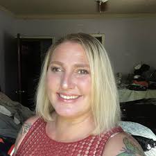 A warm summer evening calls for music that speaks to the heart and Deana  Carter is ready to delivers just that. With a voice full of soul and a  catalog of timeless