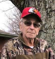 Everett Wade's Instagram, Twitter & Facebook