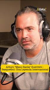 Arturo Guerrero Mano Santa