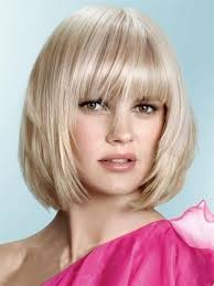 As a part of your face, you cannot just cover it up like you can with thick thighs or a belly pooch. 48 Beautiful Short Hairstyles For Fat Faces And Double Chins