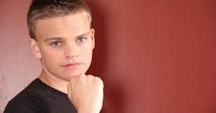 Magician thinking inside the box