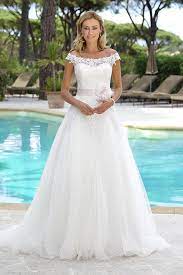Hochzeitskleid brautkleid gebraucht und neu verkaufen. Aktuelle Brautmoden Kollektion Von Ladybird Kleider Hochzeit Brautmode Brautkleid