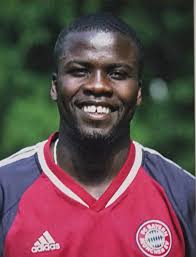 Das ABC der früheren Spieler vom FC Bayern München : Samuel Kuffour —  Tribuna.com