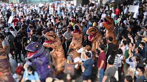 Kehidupan mereka di malam hari sangat tak disangka. Demonstran Pro Demokrasi Sebut Pemerintah Thailand Dinosaurus Okezone News