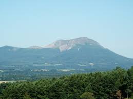 Mount Usu - Wikipedia