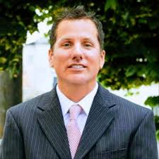 149 Agents in Los Angeles Office, 11601 Wilshire Blvd.