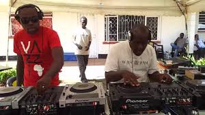See what mfalme joe (mfalmej) has discovered on pinterest, the world's biggest collection of ideas. File Dj Joe Mfalme Dj Purpl Scratching On Pioneer Cdj 2000 Cdj 850 Webm Wikipedia