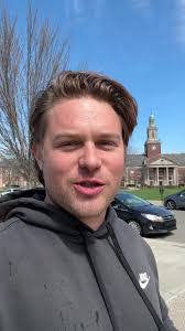 Brandon Guyton's Instagram, Twitter & Facebook