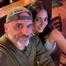 Profile for Seek Morris