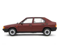 Image result for Verde Chiaro 1985 Alfa-Romeo