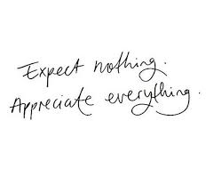 44 Short Positive Quotes That Will Make You Smile In 2020 Make You Smile Quotes Uplifting Quotes Positive Make Me Smile Quotes