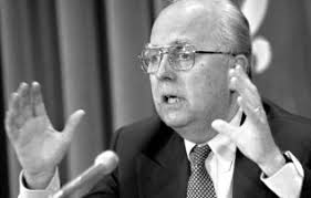 Le journaliste et professeur Paul-André Comeau est décédé