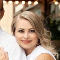 Ellie Krueger's Instagram, Twitter & Facebook