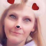 Melissa Cosner's Instagram, Twitter & Facebook