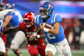 Nov 03, 2021 · washington de montez sweat suffered a broken jaw during sunday's loss to the denver broncos and will not be allowed to have any physical contact for a month, a source confirmed to espn. 2022 Nfl Draft Early Risers Fallers In 2021 College Football Season