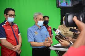 Mesyuarat fatwa negeri pulau pinang 2021 4 april 2021, perai : Kpt Perasmian Studio Digital Dato Mansor Bin Haji Othman Di Nibong Tebal Pulau Pinang