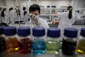 Vaccines normally require years of testing and additional time to produce at scale, but scientists are hoping to develop a coronavirus vaccine within 12 to 18 months. China S Coronavaccin Is Bijna Klaar Maar Nederland Heeft Geen Interesse Het Parool