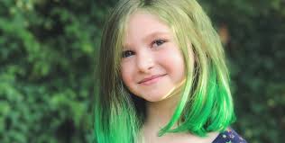 Some salons may temporarily suspend services that require removal of a. How Young Is Too Young To Dye Your Child S Hair Hair Color Age Minimum