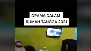 Nyanyikan bait lagu yang kedua! Kelaparan Gegara Istri Asyik Nonton Sinetron Suami Bikin Sindiran Pedas Suara Malang