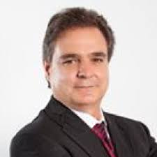 Realty ONE Group, Experience Agents