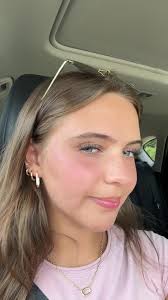 Natural No Makeup Look for a Fresh Appearance