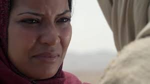 János 11:56 Keresték Jézust, és a templomban megállva így tanakodtak egymás  között: Mit gondoltok, lehet, hogy el sem jön az ünnepre?