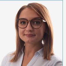 Tori Mcgrath's Instagram, Twitter & Facebook