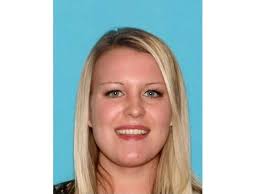 Danielle Bowker's Instagram, Twitter & Facebook