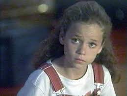 Diana Rice's Instagram, Twitter & Facebook