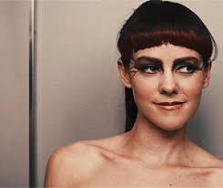 Phillip seymour hoffman liam hemsworth jennifer lawrence GIF en GIFER