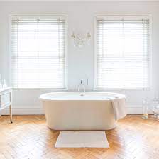 It's a great soaking tub with a spacious design. Beautiful Bathtubs For Boosting Your Bathing Experience