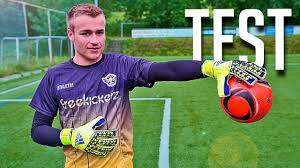 Klettverschluss bei jedem wetter für eine gute. Adidas Ace Zones Fingersave Goalkeeper Gloves Test Review By Freekickerz Youtube