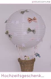 Der Heissluftballon Eignet Sich Super Als Geschenk Zu Einer Hochzeit Auf Meinem Blog Findet Ihr Hochzeit Geschenk Geld Geldgeschenke Hochzeit Basteln Geschenke