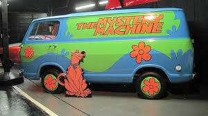 Because we care, we'll get you there! Jeepers Scooby Doo Mystery Machine Chased By California Police Rt Viral