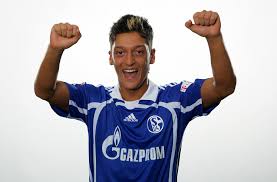 Talking about his first days in bundesliga. Fc Schalke 04 Happy Birthday Mesut Ozil Facebook