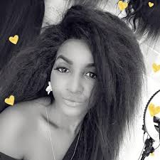 AGORA TAMBÉM ESTAMOS NO KILAMBA -B13 Meninassss,já temos a peruca yaki. a  queridinha da mulherada! vamos arrazar com a peruca super, bem semelhante  aos nossos fios e a naturalidade é total. Não