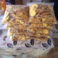 Untuk kerepek pisang manis, setelah kesemuanya di goreng dan dibiarkan sejuk seketika. Kerepek Pisang Salai Kerepek Pisang Manis Food Drinks Local Eats On Carousell