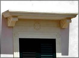 Colore porte interne consigli ed idee consigli porte. Rivestimento Per Una Finestra Pensilina Con Cornice In Pietra Leccese Tufo