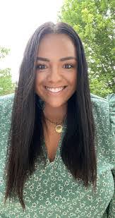 Abby Gleason's Instagram, Twitter & Facebook