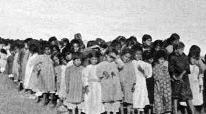لا بل إن الزعيم النازي أدولف هتلر، عندما قرّر غزو بولندا، عام 1939، طلب من جنرالاته أن يقتلوا كل من ينتمي إلى العرق. Ù…Ø§ Ù‡ÙŠ Ø§Ù„Ø¥Ø¨Ø§Ø¯Ø© Ø§Ù„Ø¬Ù…Ø§Ø¹ÙŠØ© Ø§Ù„Ø£Ø±Ù…Ù†ÙŠØ© Ù„ÙØªØ±Ø© ÙˆØ¬ÙŠØ²Ø© ÙˆÙØ§Ø© Ø§Ù„Ù†Ø§Ø³ ØªØ§Ø±ÙŠØ® Ù…ÙˆØ¬Ø² Ù„Ù„Ø¥Ø¨Ø§Ø¯Ø© Ø§Ù„Ø¬Ù…Ø§Ø¹ÙŠØ© Ø§Ù„Ø£Ø±Ù…Ù†ÙŠØ© ÙÙŠ Ø§Ù„Ø¥Ù…Ø¨Ø±Ø§Ø·ÙˆØ±ÙŠØ© Ø§Ù„Ø¹Ø«Ù…Ø§Ù†ÙŠØ©
