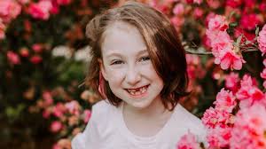 Strangers help celebrate 8-year-old's birthday after her mother died from  cancer