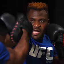 Ngannou explains 'dumb decision' to fight at UFC 270 with blown out knee