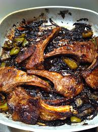 Drain away the fat from the lamb, then toss with the bashed nuts, thyme leaves and honey, and turn the heat off. Jamie Oliver A Culinary Affair With Jamie