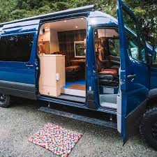 Out Of The Blue West Coast Nomad Vanz Benz Sprinter Sprinter Build A Camper