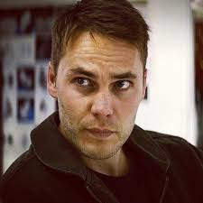 600 Taylor Kitsch ideas