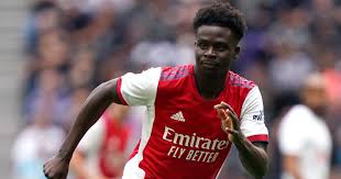 Tencent is a trademark of Watch Brentford Fans Give Bukayo Saka Heart Warming Standing Ovation Planet Football