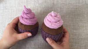 Is there a knitting pattern for a cupcake hat? Knitted Cupcake Demo Youtube