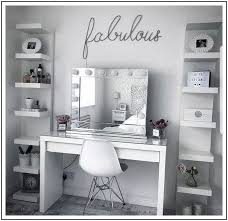 37 Simple Makeup Room Ideas Organizer For Proper Storage 1 Page 32 Pointsave Net Bedroom Design Cute Room Decor Awesome Bedrooms