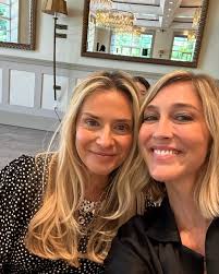I had such an inspiring conversation with @EmeseGormley at the Connie Dwyer  Breast Cancer Foundation Spring Garden Luncheon last week. Our wellness  panel chatted about the importance of nutrition, healthy aging, and