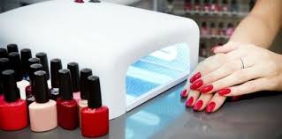 5 Tricks Zum Nagellack Schneller Trocknen Gel Manikure Uv Nagellack Nagellack